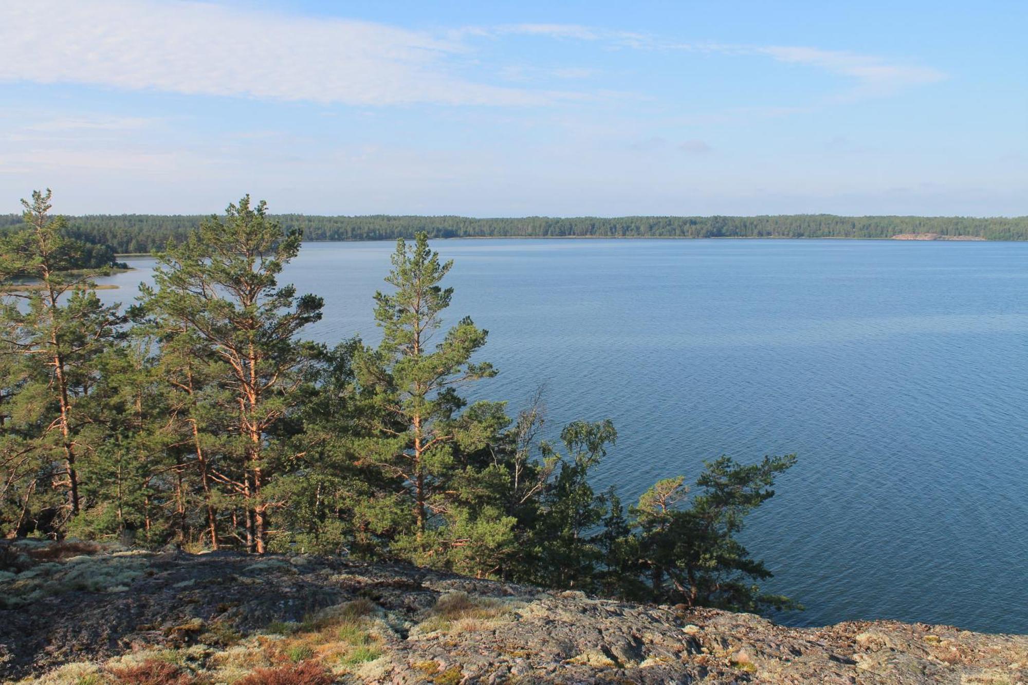 Вилла Gaerdsholmens Skaergardshemman "Eken" Edsbruk Экстерьер фото